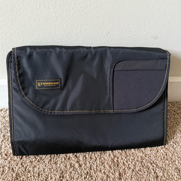 Timbuk2 Black Diaper Changing Pad with Yellow Stitching - Picture 1 of 13